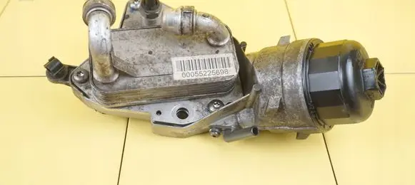 Alfa Romeo Giulietta Oil filter mounting bracket 55225698 940A1000