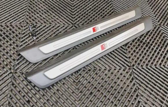 Audi Q5 SQ5 FY Front sill trim cover 80A947417