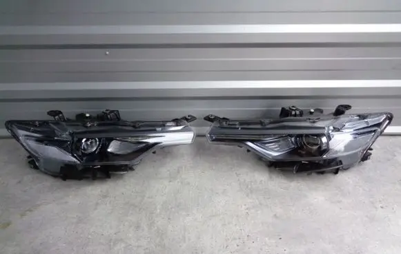 Maserati Levante Headlights/headlamps set 