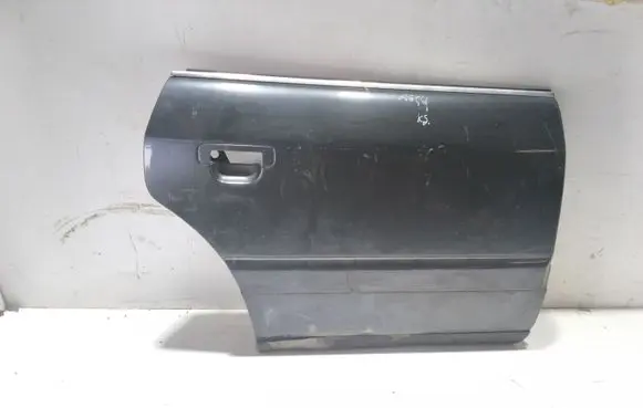 Audi A6 S6 C4 4A Rear door