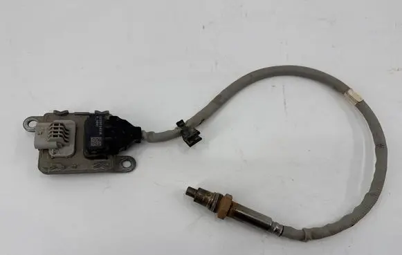 Renault Master III Lambda probe sensor 227908421R