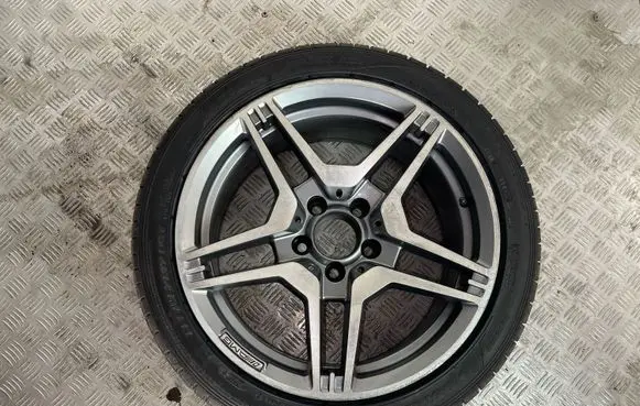 Mercedes-Benz B W245 R17 alloy rim 