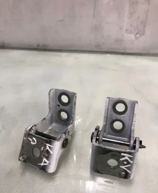 Opel Grandland X Front door hinge set 