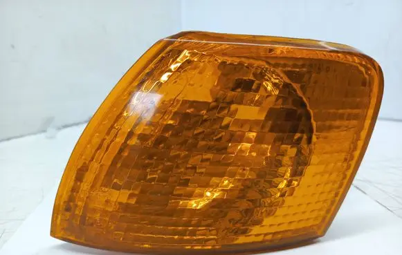 Volkswagen PASSAT B5 Front indicator light 084411516L