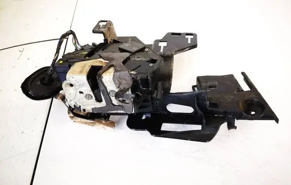 Ford Fiesta Front door lock am5au21812be am5a-u21812-be