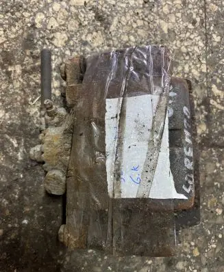 KIA Sorento Rear brake caliper