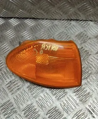 Opel Astra F Front indicator light