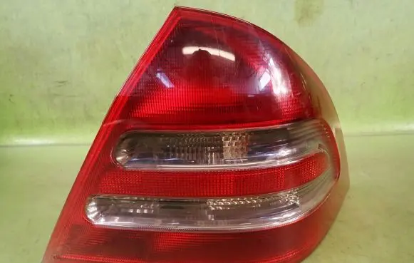 Mercedes-Benz C W203 Rear/tail lights