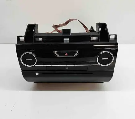 Maserati Ghibli Radio/CD/DVD/GPS head unit 6700310590