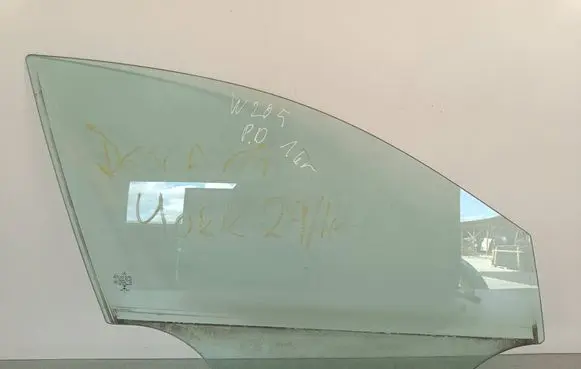 Mercedes-Benz C W205 Front door window glass four-door 43R00050 E000292 DOT24M62AS2