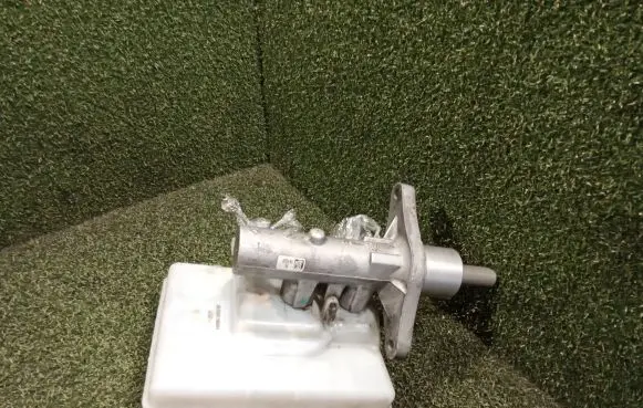 Opel Movano B Master brake cylinder 03350890481 03350890491
