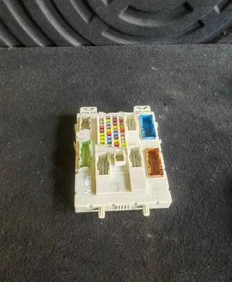 Ford Focus Fuse module DM5T14014BHA