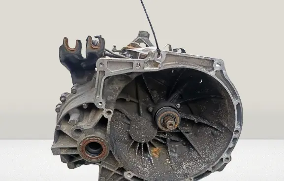 Manual 5 speed gearbox