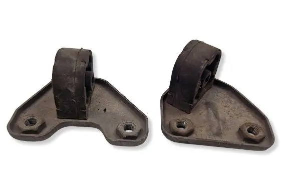 Jeep Renegade Muffler mount bracket/holder 51942152