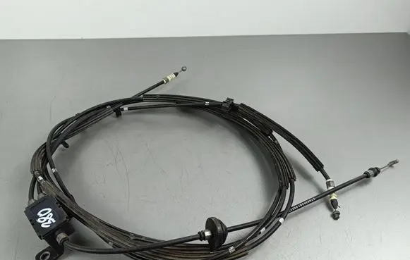 Maserati Levante Engine bonnet/hood lock release cable 670034091