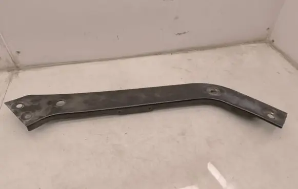 Volkswagen Tiguan Headlight/headlamp mounting bracket 5NA805932A