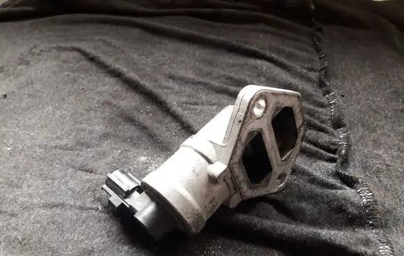 Ford Mondeo MK II EGR valve