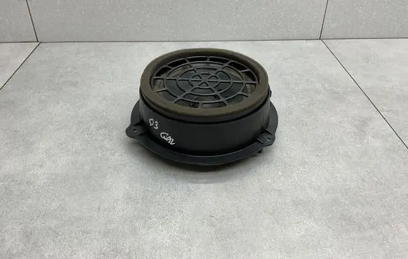 Audi Q3 8U Rear door speaker 8U0035411A