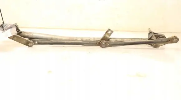 Alfa Romeo 147 Front wiper linkage 