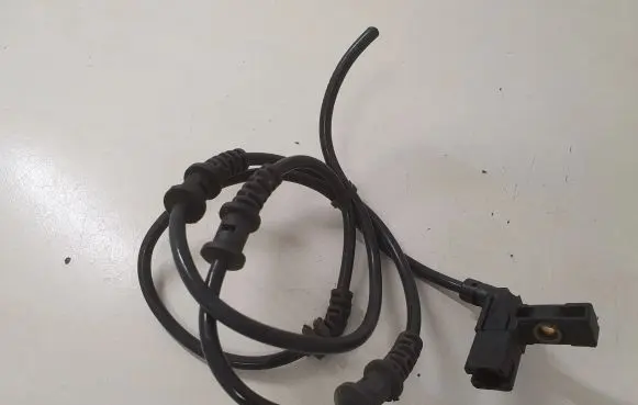 Mercedes-Benz S W222 Brake pads wear sensor A0015467043