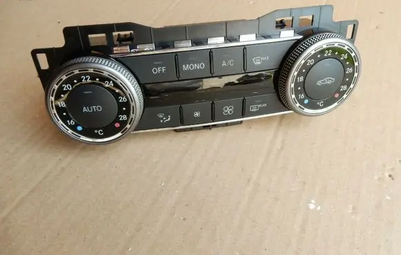 Mercedes-Benz C AMG W204 Climate control unit A2048309885 MERCEDESBENZ 40370