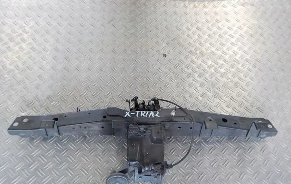 Nissan X-Trail T32 Top upper radiator support slam panel