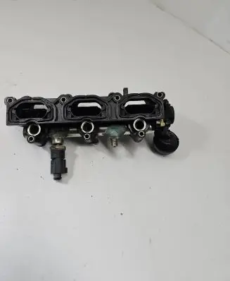 Audi A6 S6 C6 4F Intake manifold 06E133109H