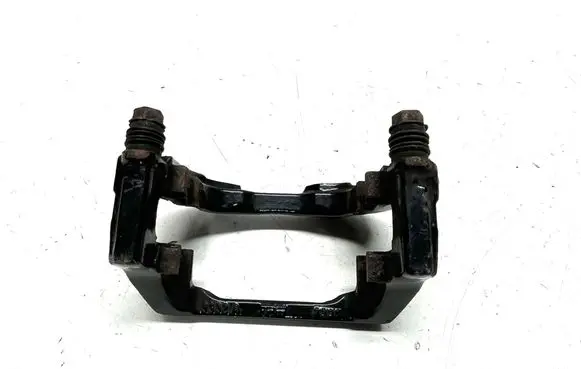 BMW 6 F06 Gran coupe Brake caliper pad carrier rear 3332A