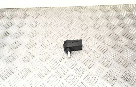 Volkswagen New Beetle Headlight level adjustment motor 0307853304 1J0941295A