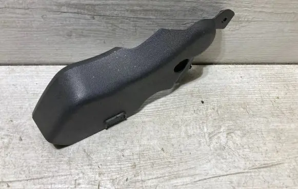 Volvo C70 Front door seat control surround trim 08621598