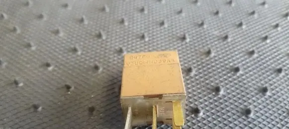 Ford Mondeo MK I Other relay 93BG14N089AA B47PG