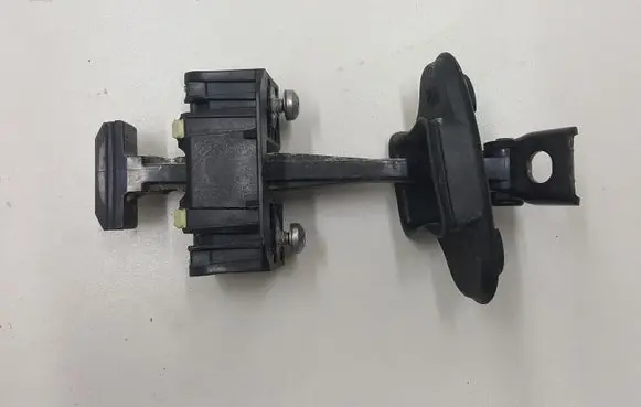 BMW 3 F30 F35 F31 Front door check strap stopper 7311339