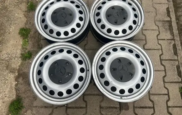 Mercedes-Benz Vito Viano W447 R17 steel rim 