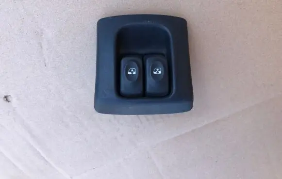 Renault Megane I Electric window control switch