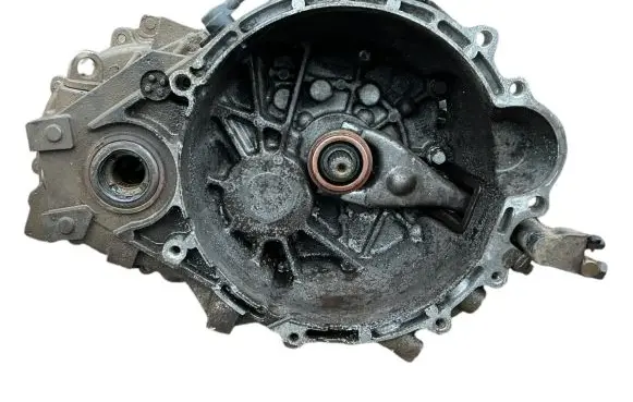 Hyundai i30 Manual 5 speed gearbox WCJ6A