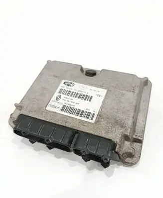 Renault Trafic II (X83) Engine control unit/module 8201107228 8200726221 BG8A2464