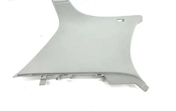 (D)pillar trim (top)