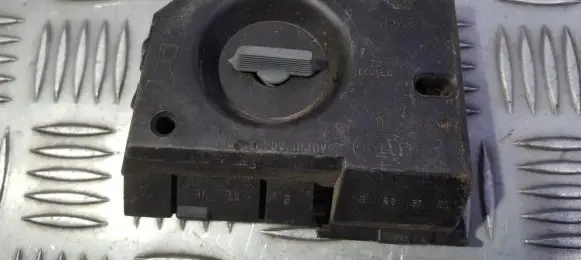 Audi A6 S6 C4 4A Tail light bulb cover holder THK81 P25-132