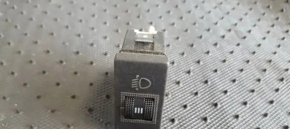Audi A4 S4 B5 8D Headlight level height control switch 8D0941301