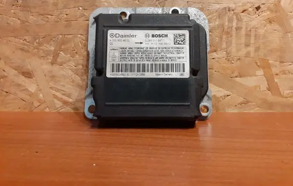 Mercedes-Benz Sprinter W906 Airbag control unit/module 0285011847 1561