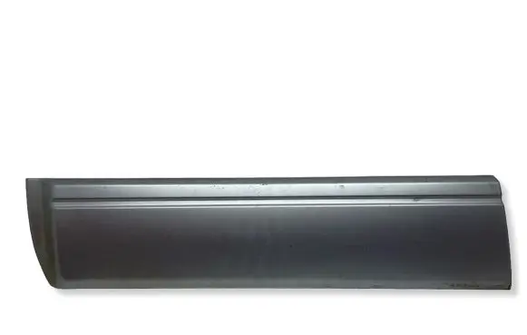 Mitsubishi Pajero Front door trim (molding) MN117287