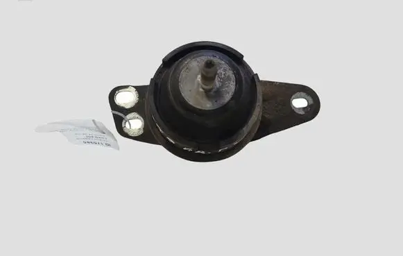 Citroen C5 Engine mount bracket