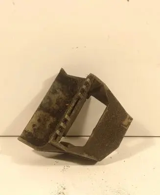 BMW 5 E39 Radiator mount bracket 2247894 00499978
