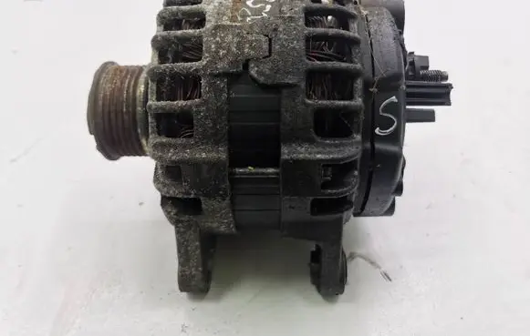 Nissan Qashqai Generator/alternator 231004EA0A F000BL0825