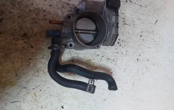 Audi A4 S4 B6 8E 8H Throttle valve 078133062B 0280750030