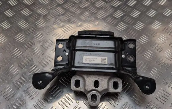 Skoda Octavia Mk4 Engine mount bracket 5Q0199555BJ 19122023