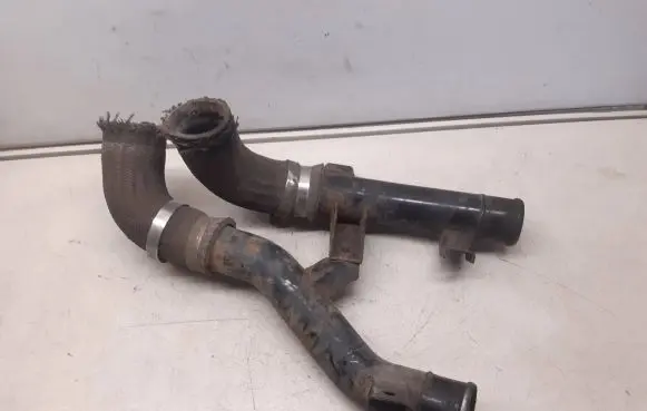 Mitsubishi Galant Engine coolant pipe/hose