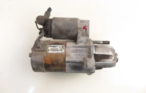 Subaru Justy Starter motor M000T84981 3110081A30