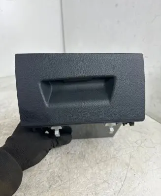 BMW 1 F20 F21 Dashboard storage box/compartment 9211311 9211310 17397510