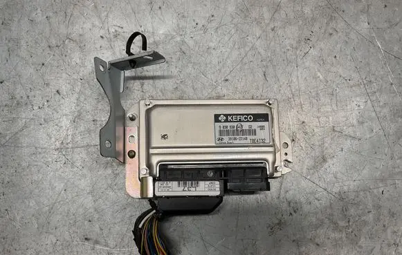 Hyundai Getz Engine control unit/module 9030930542F 3910622140 TBE4I32